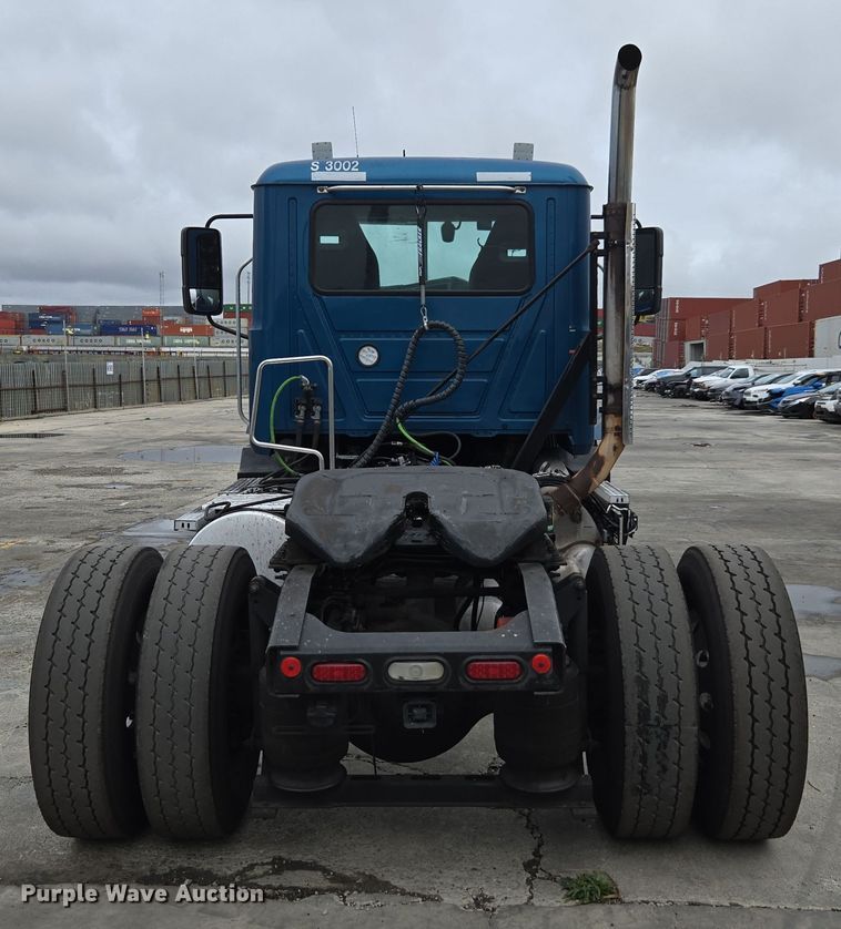 image for item YA0297 2019 Mack Anthem AN42T semi truck