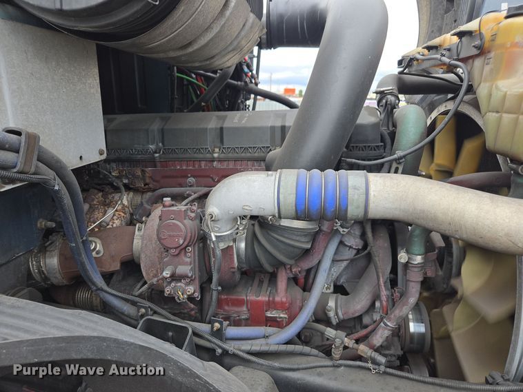 image for item YA0297 2019 Mack Anthem AN42T semi truck