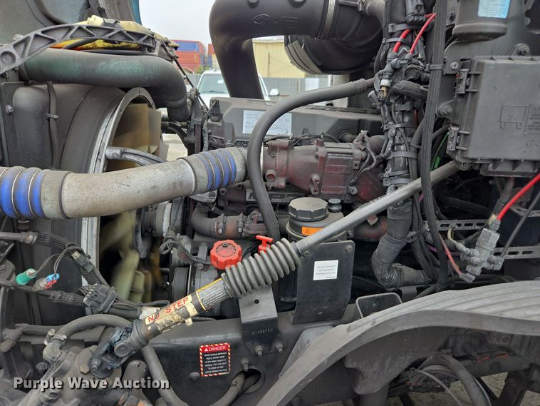 image for item YA0298 2019 Mack Anthem AN42T semi truck