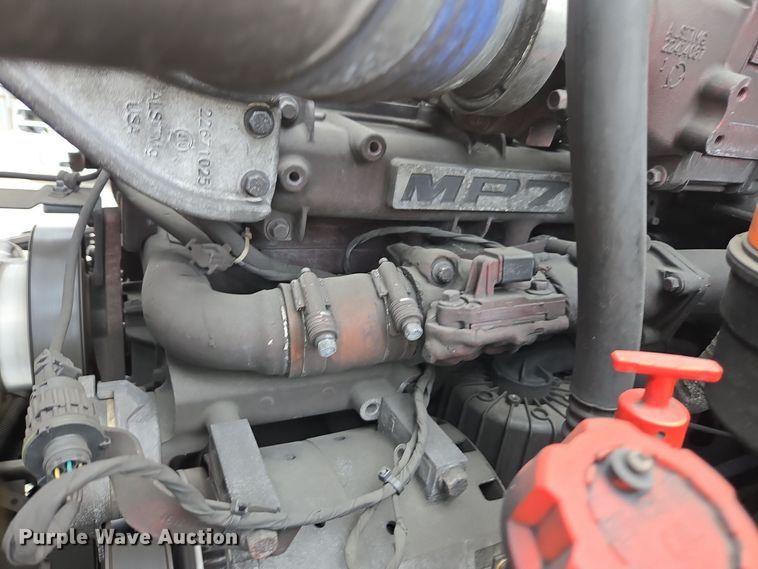 image for item YA0298 2019 Mack Anthem AN42T semi truck