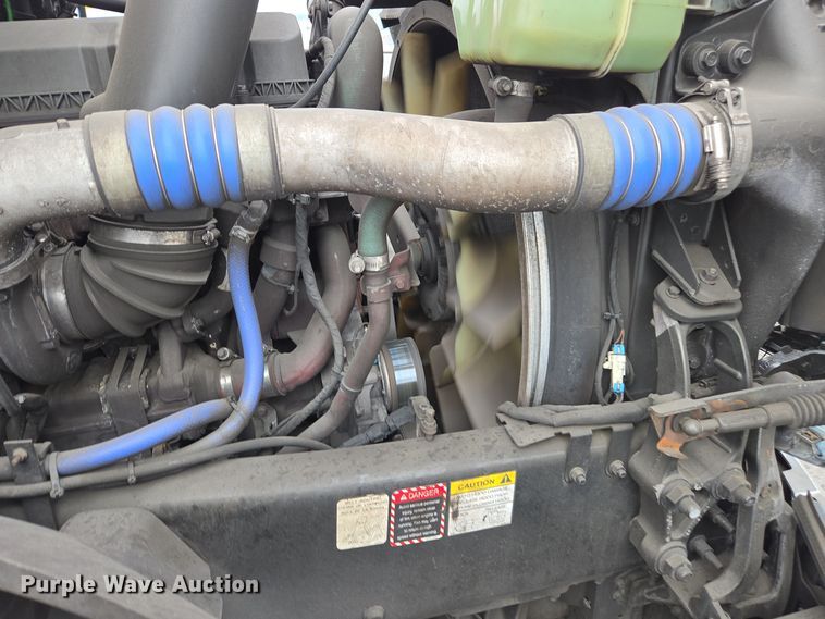 image for item YA0298 2019 Mack Anthem AN42T semi truck