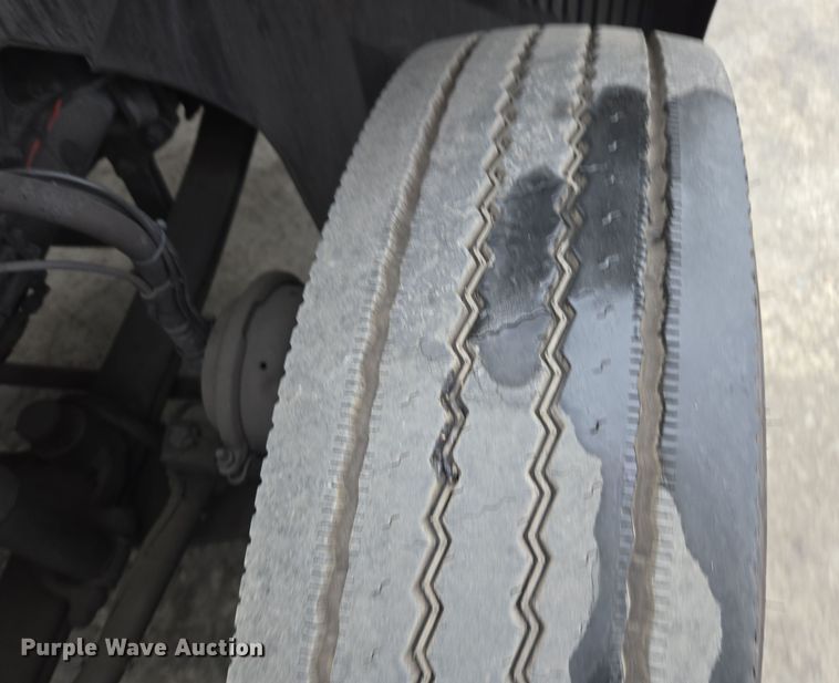 image for item YA0298 2019 Mack Anthem AN42T semi truck