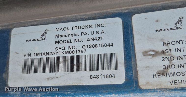 image for item YA0298 2019 Mack Anthem AN42T semi truck
