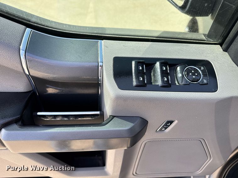 image for item DE2127 2018 Ford F150 SuperCrew pickup truck