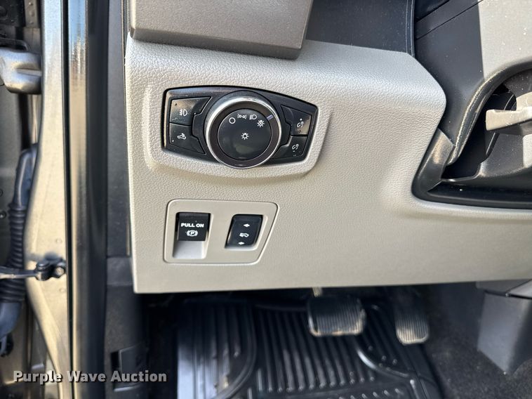 image for item DE2127 2018 Ford F150 SuperCrew pickup truck