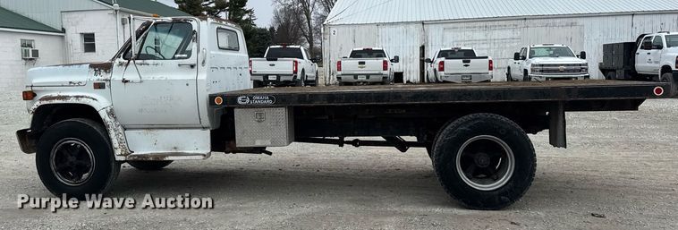 image for item DH9564 1985 GMC C7000 dump flatbed truck