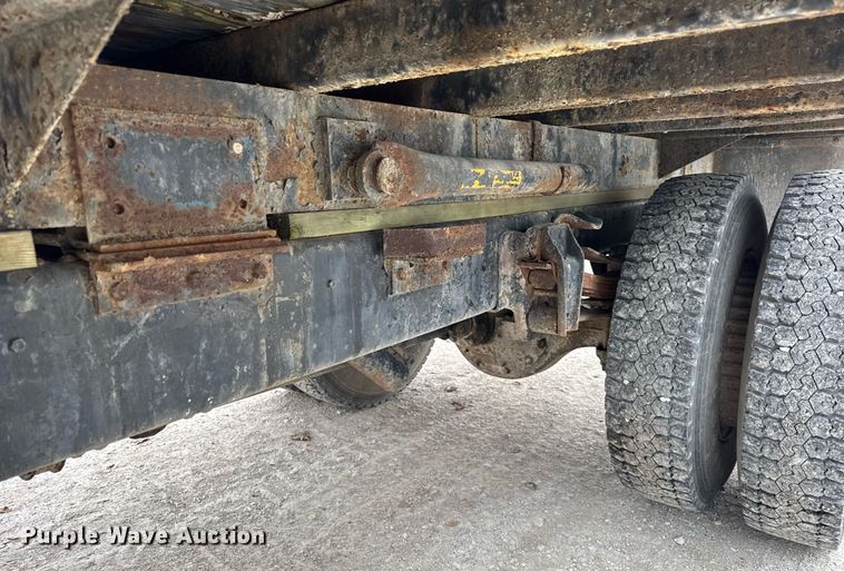 image for item DH9564 1985 GMC C7000 dump flatbed truck