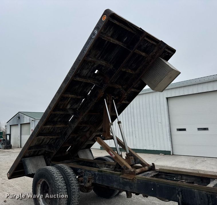 image for item DH9564 1985 GMC C7000 dump flatbed truck