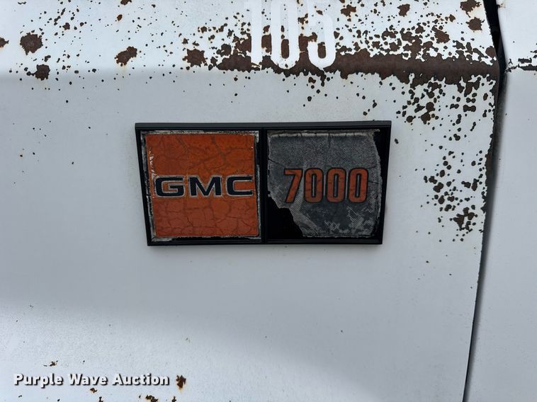 image for item DH9564 1985 GMC C7000 dump flatbed truck