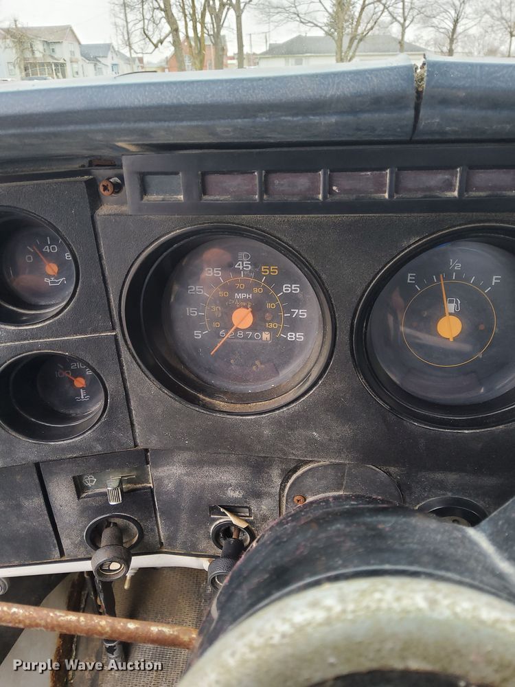 image for item DH9564 1985 GMC C7000 dump flatbed truck