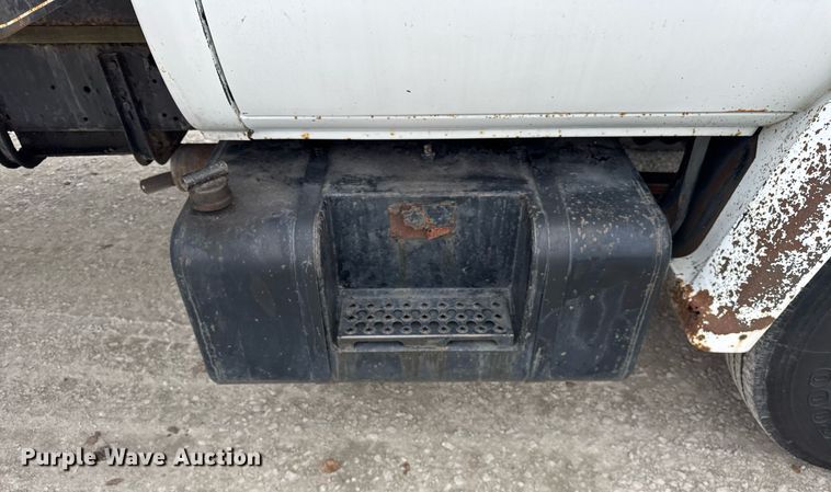 image for item DH9564 1985 GMC C7000 dump flatbed truck