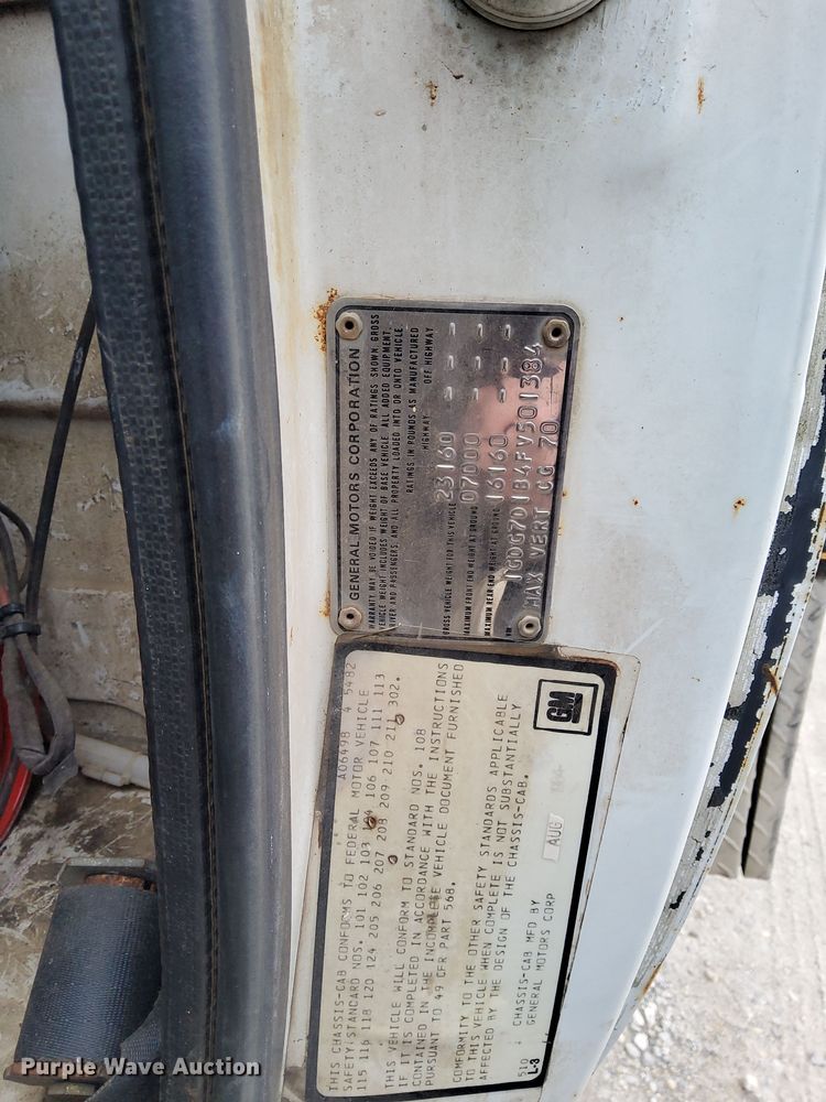 image for item DH9564 1985 GMC C7000 dump flatbed truck