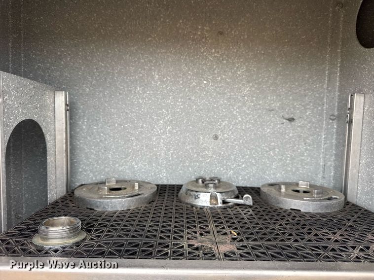 image for item DH9855 1995 Ford LS9000 pumper fire truck