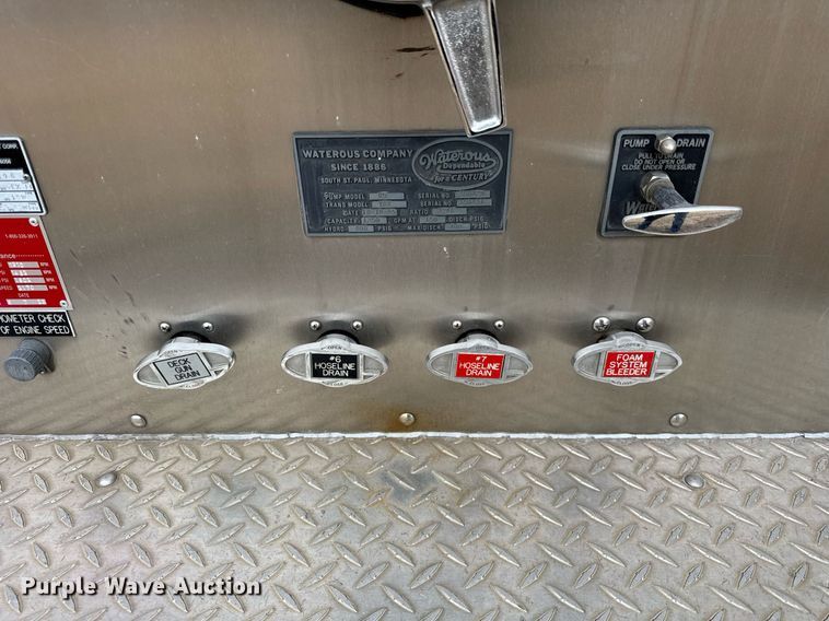 image for item DH9855 1995 Ford LS9000 pumper fire truck