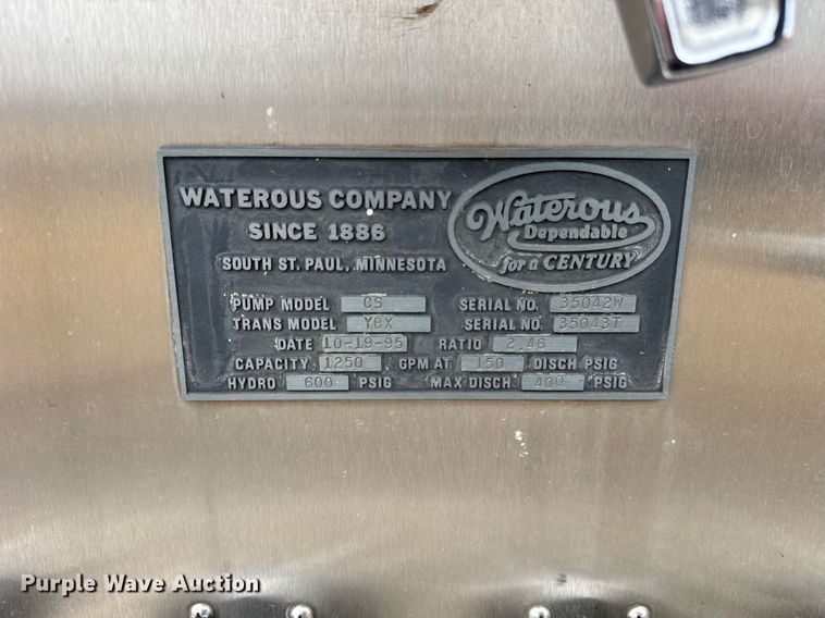 image for item DH9855 1995 Ford LS9000 pumper fire truck