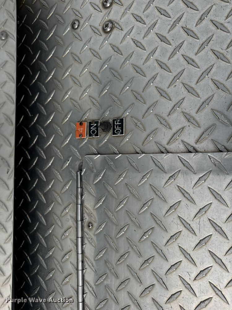 image for item DH9855 1995 Ford LS9000 pumper fire truck