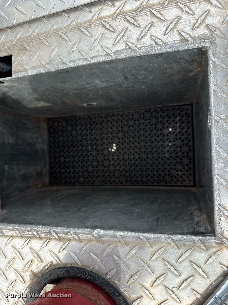 image for item DH9855 1995 Ford LS9000 pumper fire truck