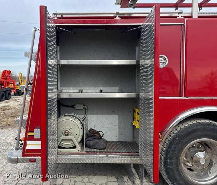 image for item DH9855 1995 Ford LS9000 pumper fire truck