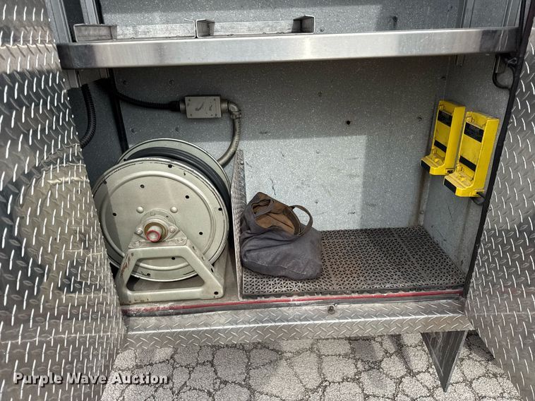 image for item DH9855 1995 Ford LS9000 pumper fire truck