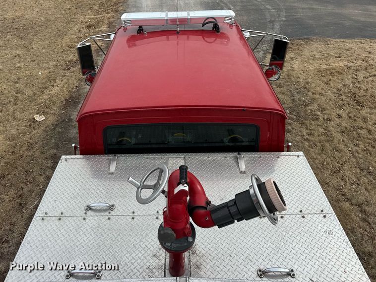 image for item DH9855 1995 Ford LS9000 pumper fire truck