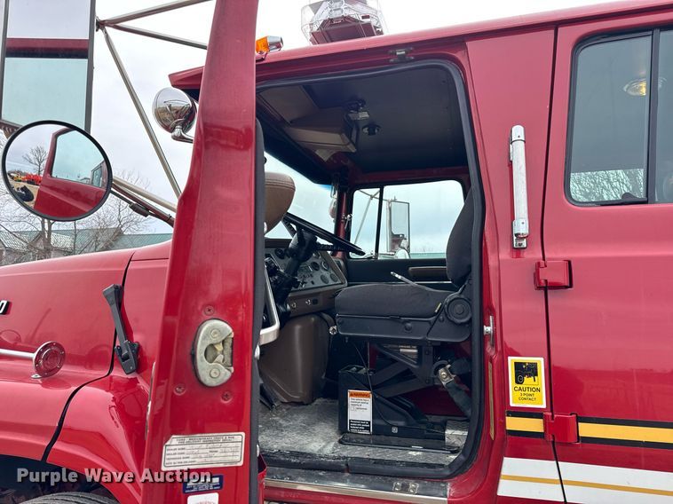 image for item DH9855 1995 Ford LS9000 pumper fire truck