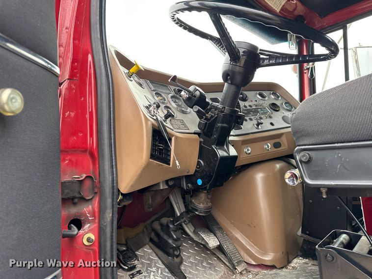 image for item DH9855 1995 Ford LS9000 pumper fire truck