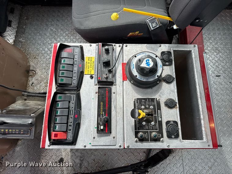 image for item DH9855 1995 Ford LS9000 pumper fire truck