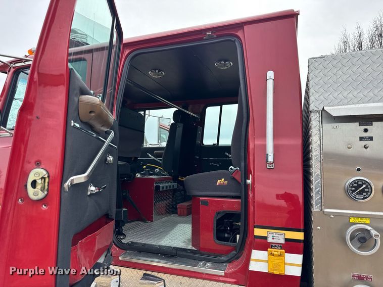 image for item DH9855 1995 Ford LS9000 pumper fire truck