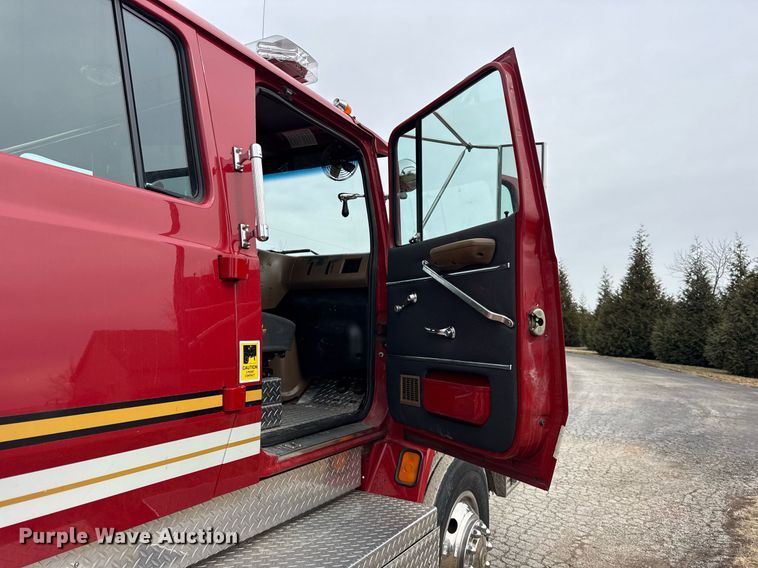 image for item DH9855 1995 Ford LS9000 pumper fire truck