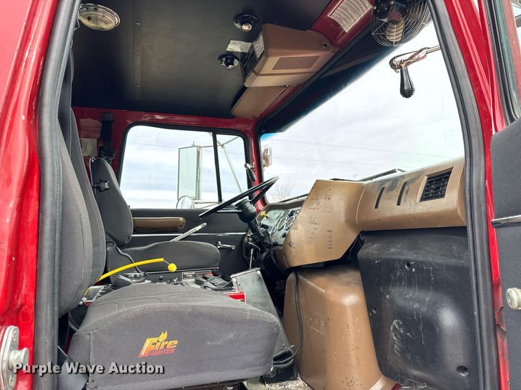 image for item DH9855 1995 Ford LS9000 pumper fire truck