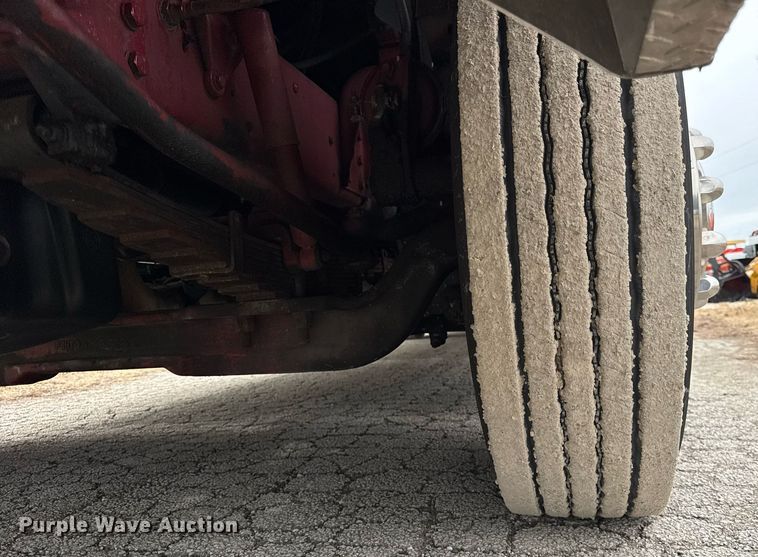 image for item DH9855 1995 Ford LS9000 pumper fire truck