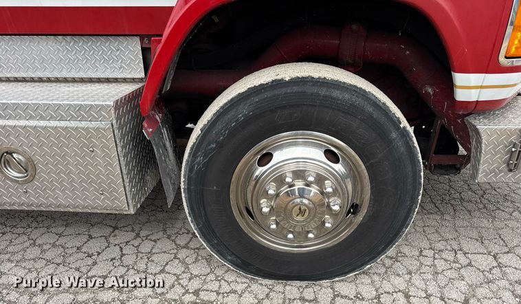 image for item DH9855 1995 Ford LS9000 pumper fire truck