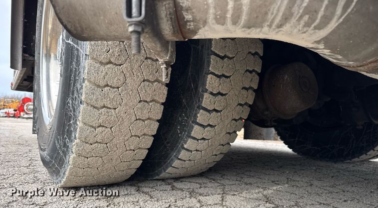 image for item DH9855 1995 Ford LS9000 pumper fire truck