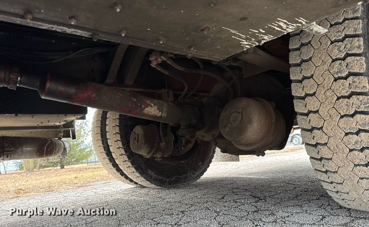 image for item DH9855 1995 Ford LS9000 pumper fire truck