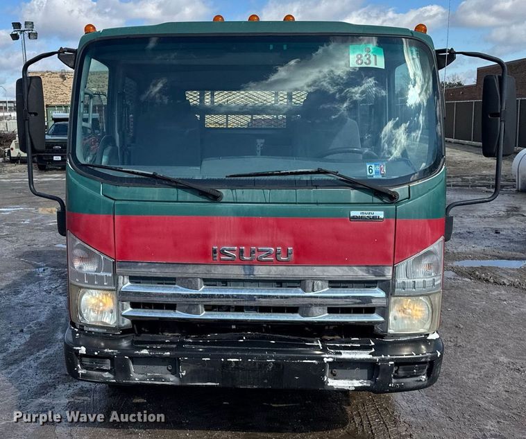 image for item DH9864 2008 Isuzu NPR HD Crew Cab flatbed truck