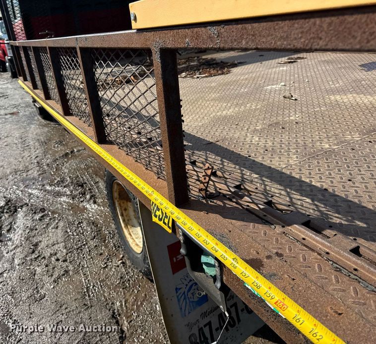 image for item DH9864 2008 Isuzu NPR HD Crew Cab flatbed truck