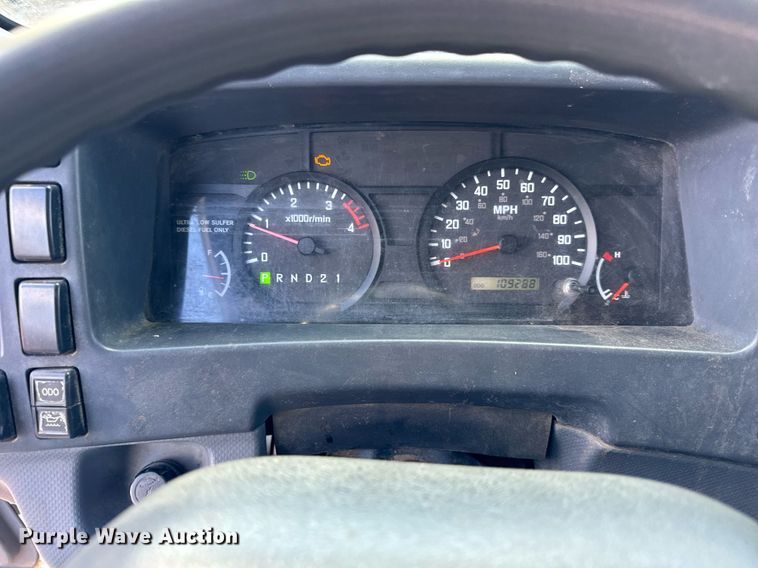 image for item DH9864 2008 Isuzu NPR HD Crew Cab flatbed truck