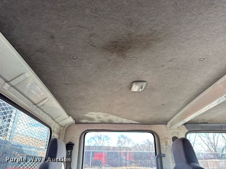 image for item DH9864 2008 Isuzu NPR HD Crew Cab flatbed truck