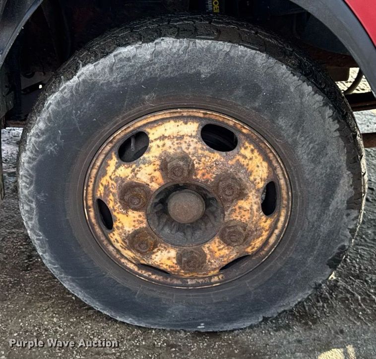 image for item DH9864 2008 Isuzu NPR HD Crew Cab flatbed truck