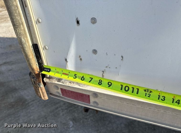 image for item DM5575 2004 GMC WT5500 box truck