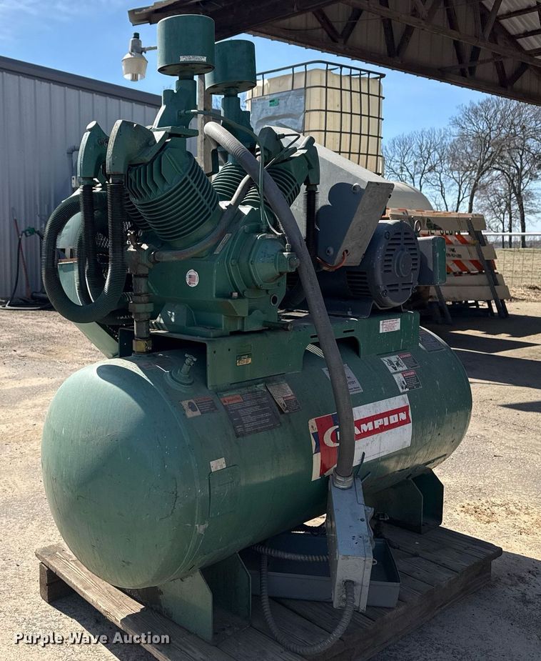 image for item DM5576 1997 Champion air compressor