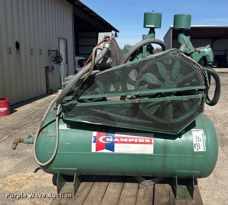 image for item DM5576 1997 Champion air compressor