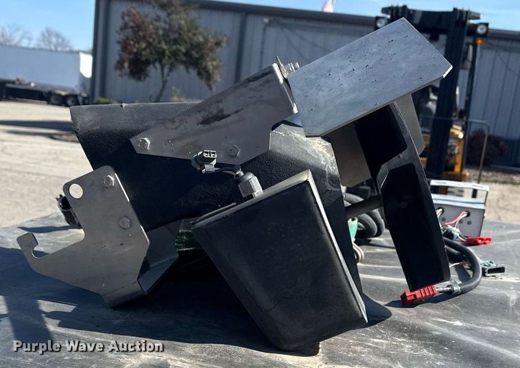 image for item DM5577 Buyers Salt Dogg spreader