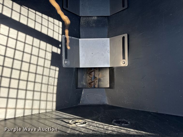 image for item DM5577 Buyers Salt Dogg spreader