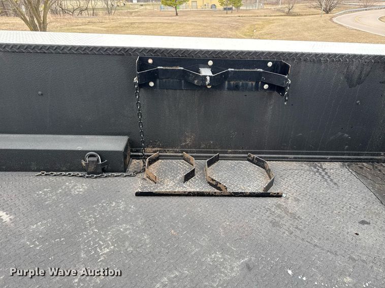 image for item DM5589 2019 Ford F450 Super Duty Crew Cab utility / service truck