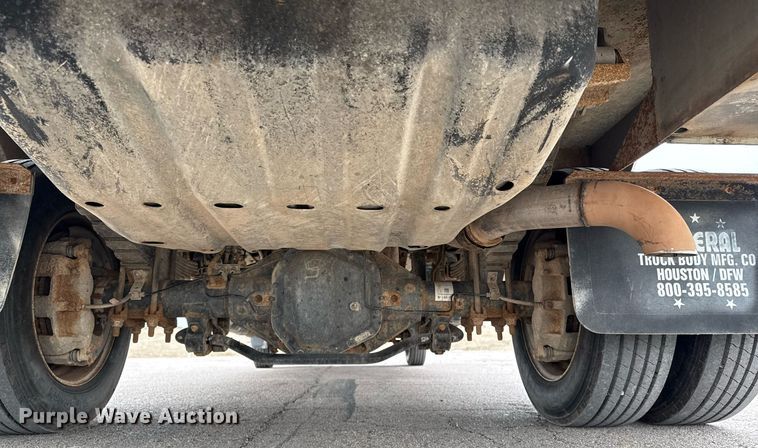 image for item DM5589 2019 Ford F450 Super Duty Crew Cab utility / service truck