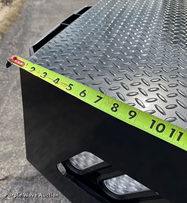 image for item DM5591 2017 Ford F450 Super Duty Crew Cab flatbed truck