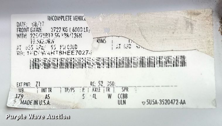 image for item DM5591 2017 Ford F450 Super Duty Crew Cab flatbed truck