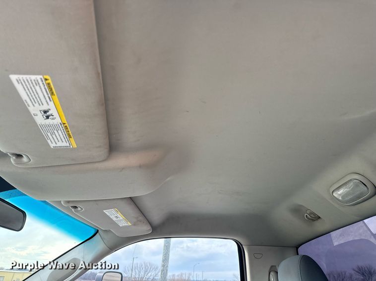 image for item DM5592 2014 Dodge Ram 5500 bucket truck