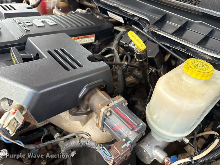 image for item DM5592 2014 Dodge Ram 5500 bucket truck